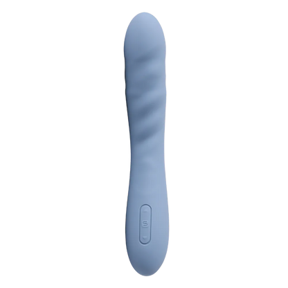 Svakom Ava Neo thrusting vibrator i cornflower blue set forfra med tydelige riller og intuitive betjeningsknapper – designet til målrettet stimulation og interaktiv nydelse via app-styret teknologi.