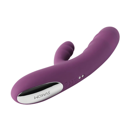 Lilla intimprodukt fra Svakom med ergonomisk kurvet design og fleksibel stimulator. Fremstillet i blød silikone med blank detalje. Skabt til målrettet, intens og sanselig stimulering.